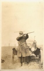 1915HUNTERGAL-1.jpg