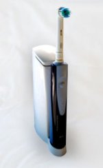 200px-Electrical_toothbrush_20050717_001.jpg