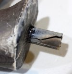 F 72 Pintail - head shaft crack.JPG