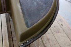 Bottom 13 - paint at stern.JPG Bottom 13 - paint at stern.JPG