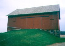 2003barn2.jpg