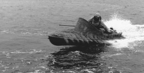 Two-man Grassboat - SJS at speed.jpg