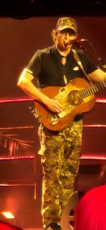 20251123_212032.jpg 20251123_212032.jpg