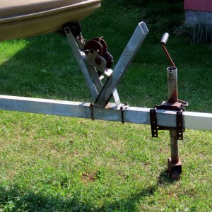 4 sm Trailer 2 BEFORE - posts, U-bolts, winch, jackstand.JPG