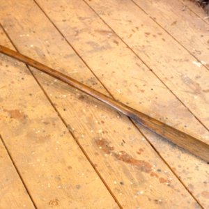 sm Intake 07B  - Oar on floor.JPG