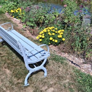 Lawn Bench 2.jpg