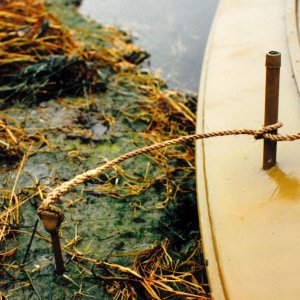 MSF Sneakbox - oarlock stanchion and staub.jpg
