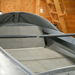 H - White-Wing - better stanchions and oars.JPG