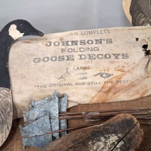 sm 8 Johnson Folding Goose Decoys - Babich.jpg