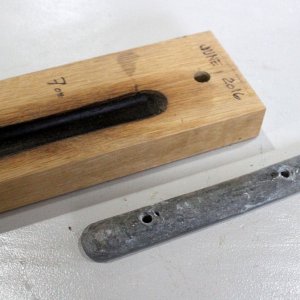 Homemade Keel Weiught with Oak Mold.JPG