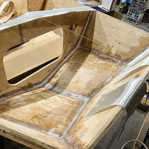 02 BowFloatCompartment.jpg