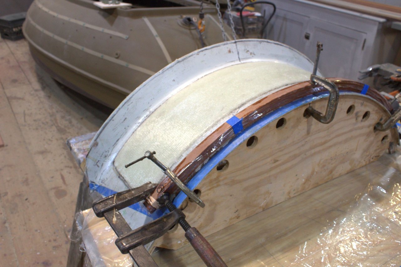 17 sm Wrangler - XL spray shield.jpg