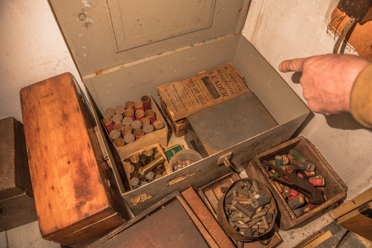 Island Outdoors Media TM-214.jpg