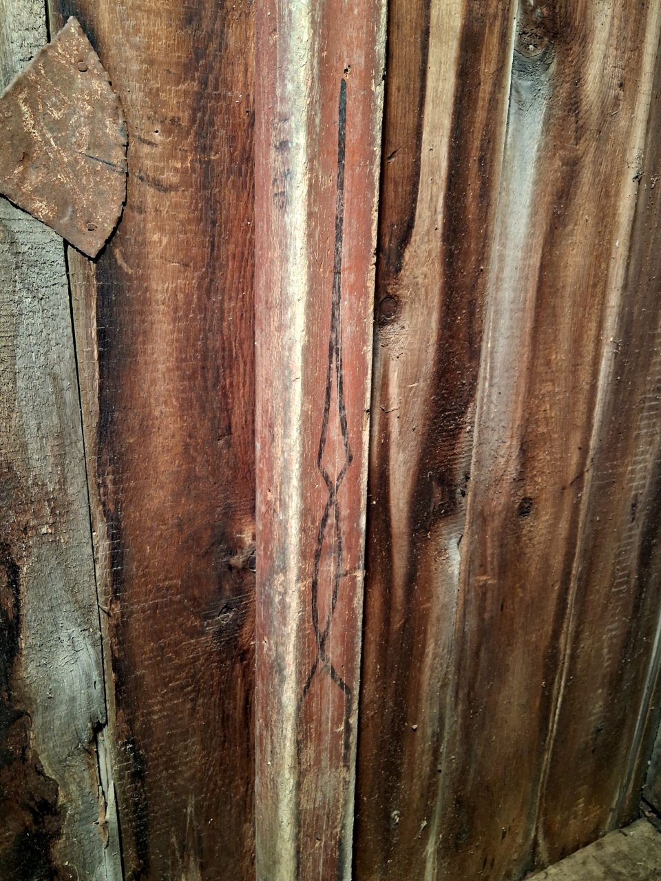 sm Granary - Draw Bar as post - with paint details.jpg