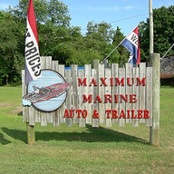 www.maximummarineautotrailer.com